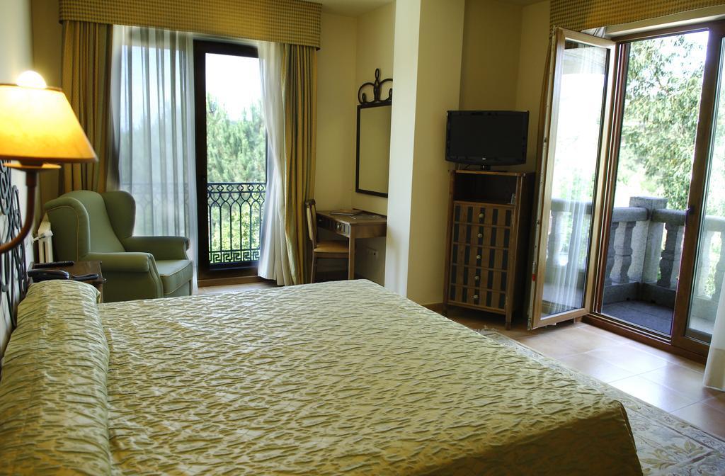 Hotel Abeiras Эль-Грове Экстерьер фото