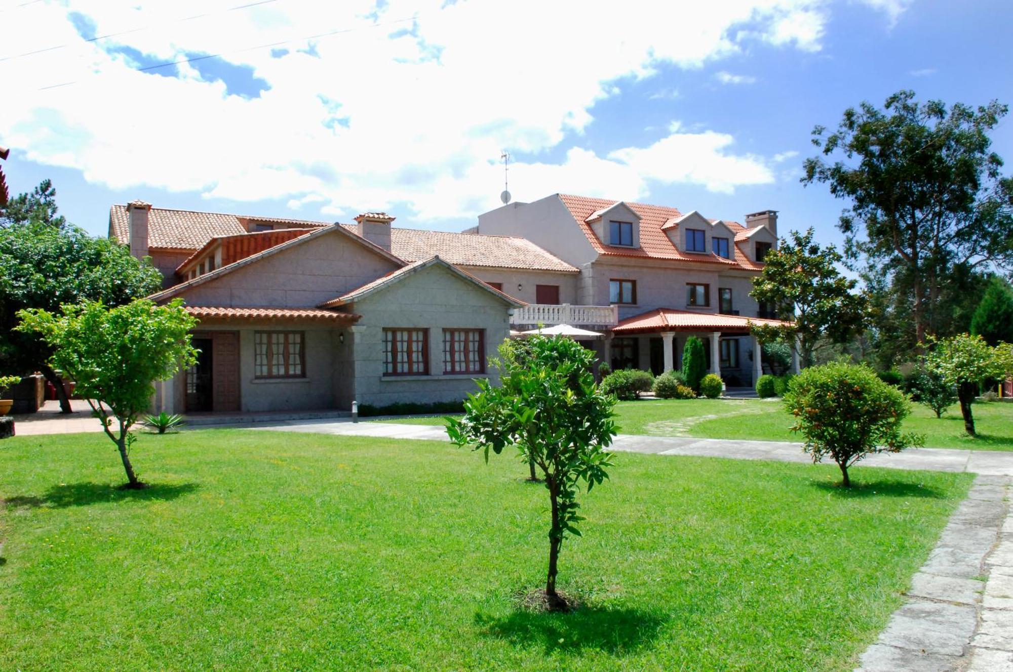 Hotel Abeiras Эль-Грове Экстерьер фото